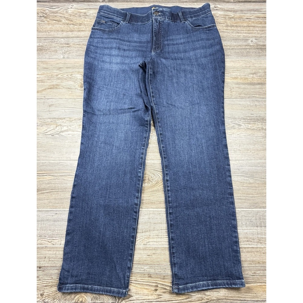 Lee Jeans 18W Flex Motion Straight Leg Mid Rise Regular Fit Medium Wash Denim